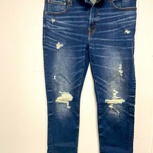 Size 34x32 AE AirFlex+ Patched Skinny Jean